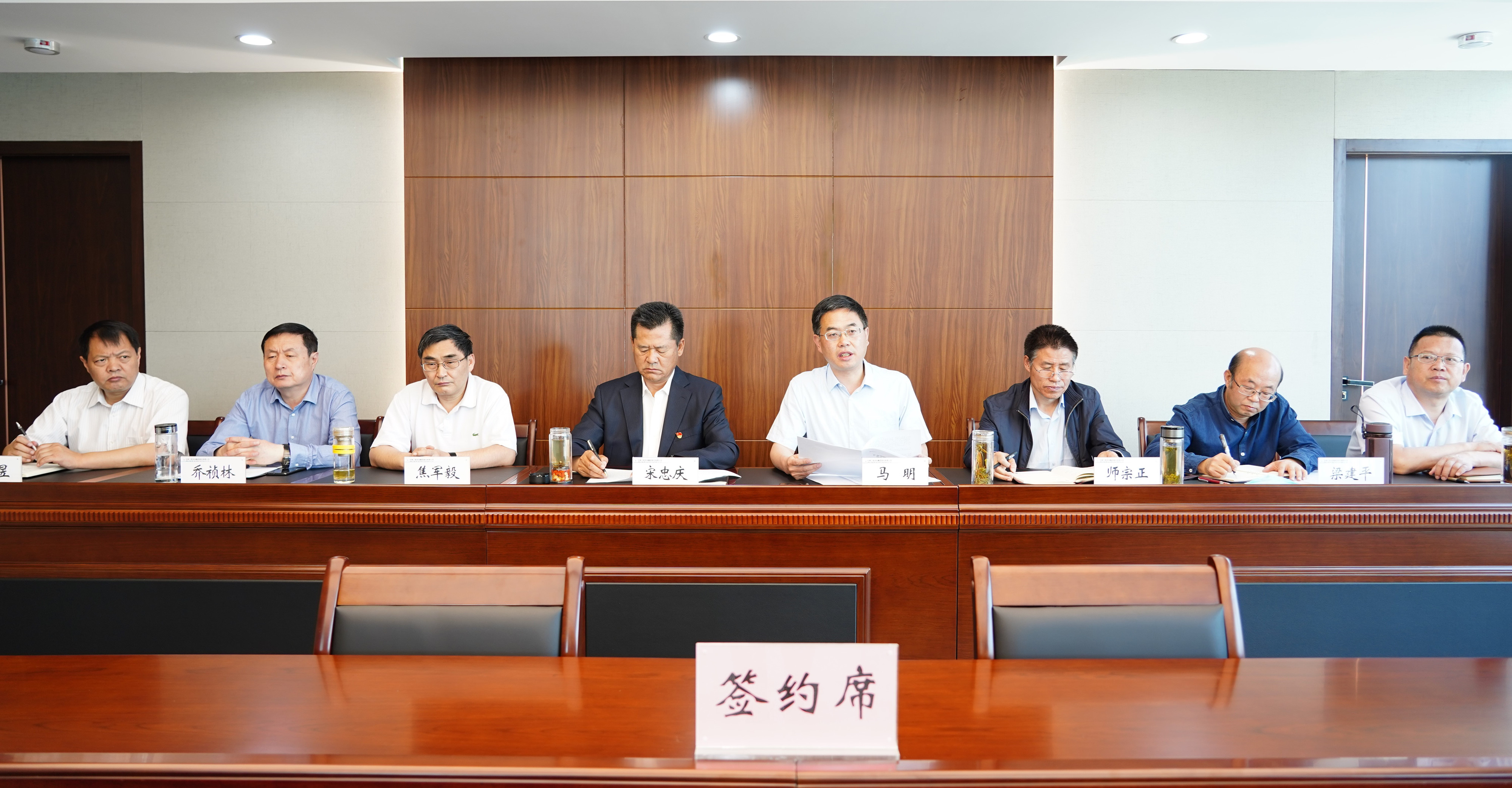 甘肅工程咨詢集團舉行2020年度業(yè)績考核<br/>目標責(zé)任書簽約儀式